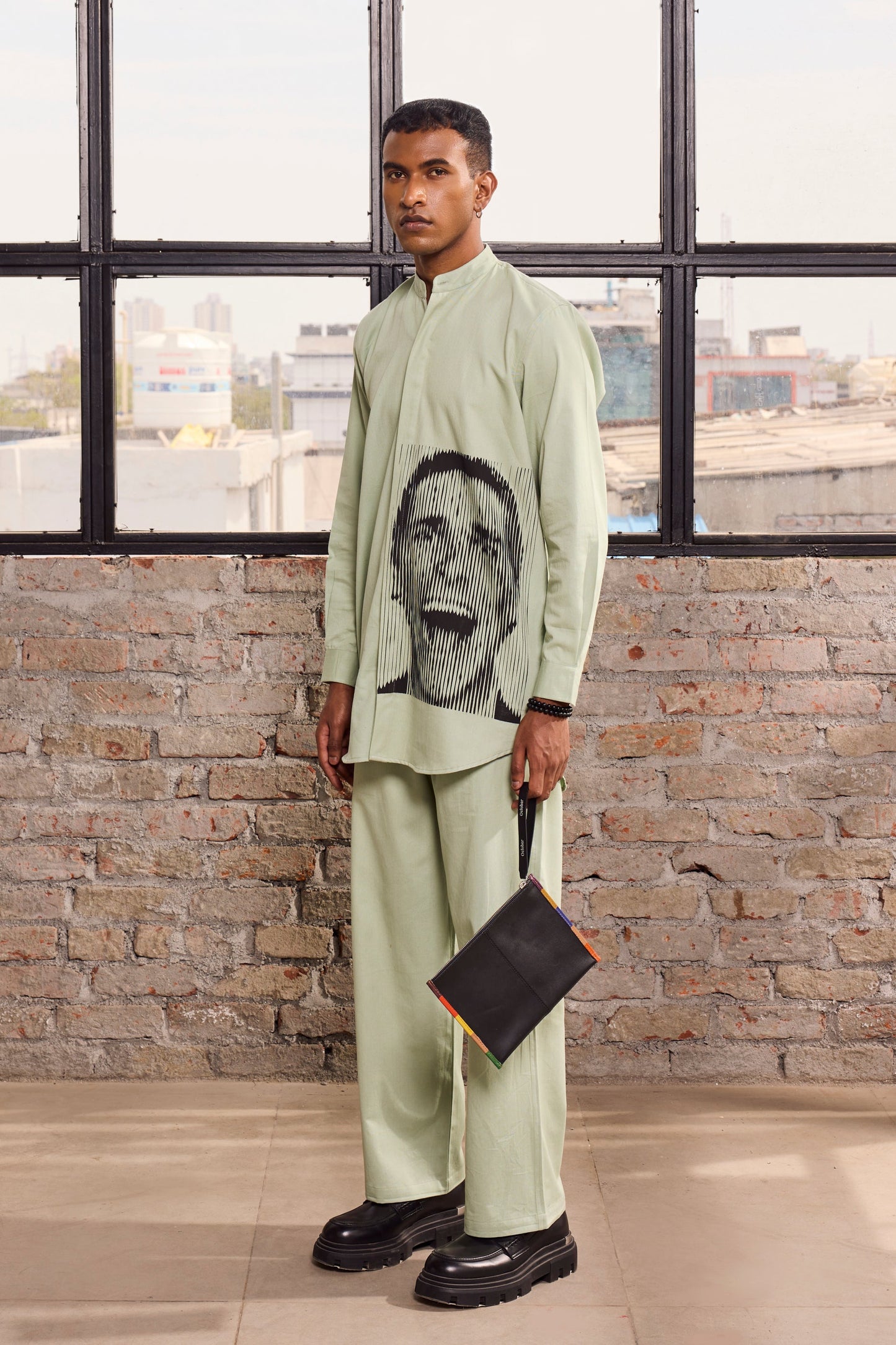 INDIE SCREAMER SHIRT- SAGE