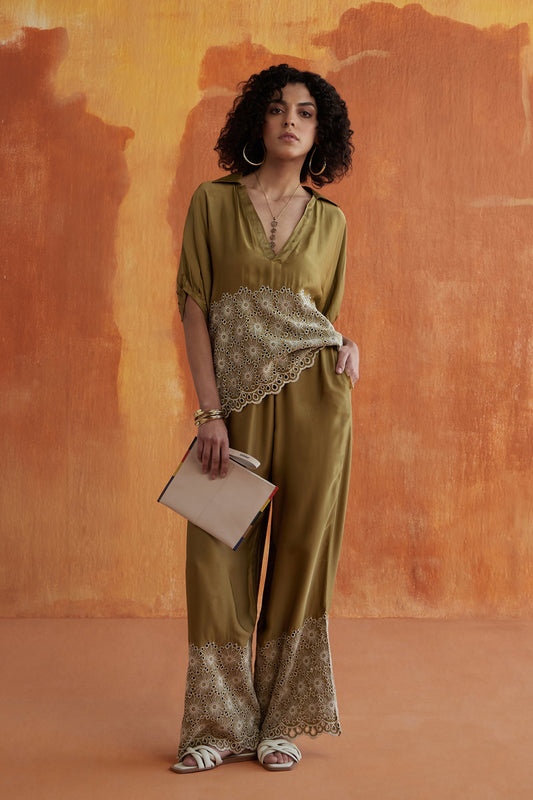 RESORT EMBROIDERED SET-SAGE